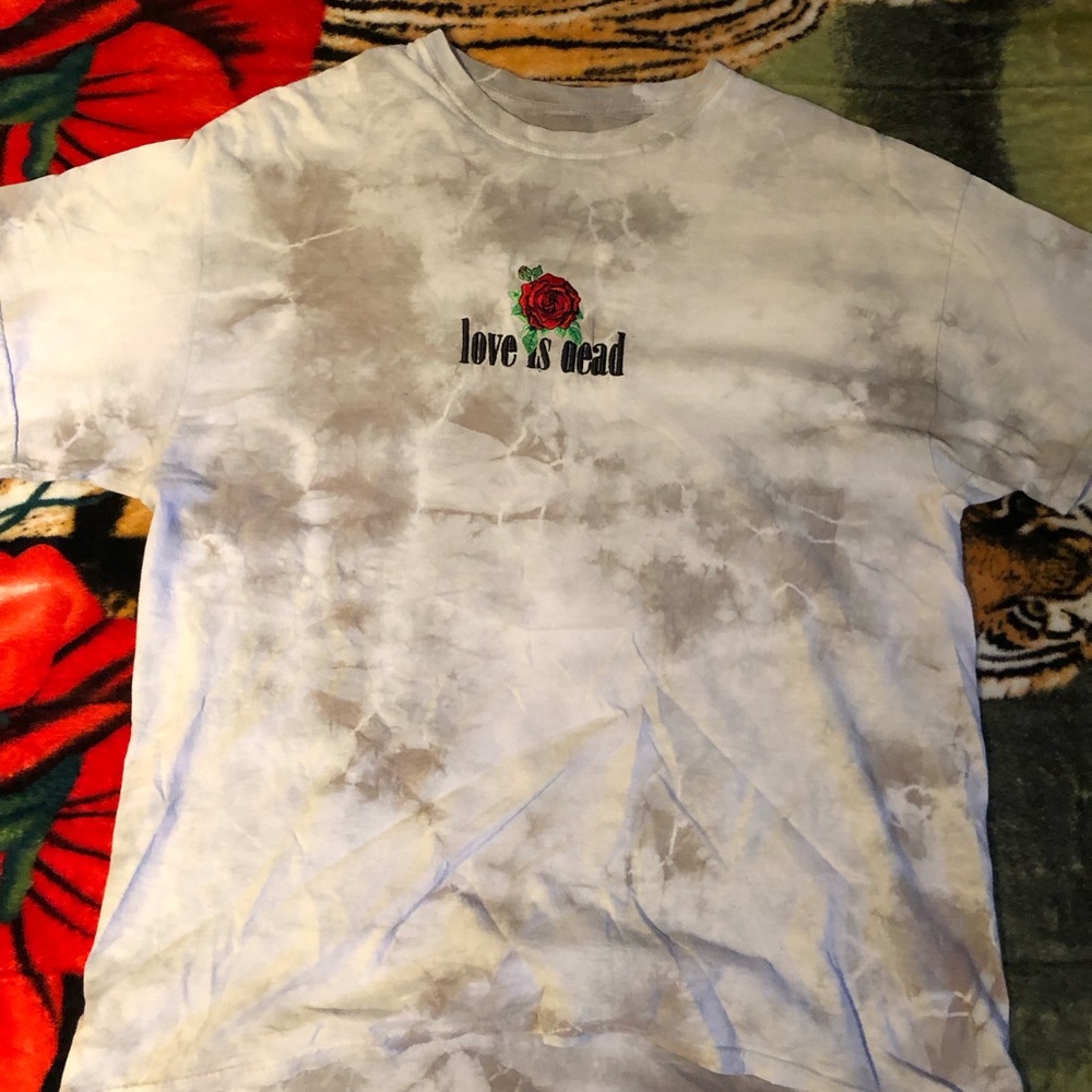 Graphic Shirt with Design